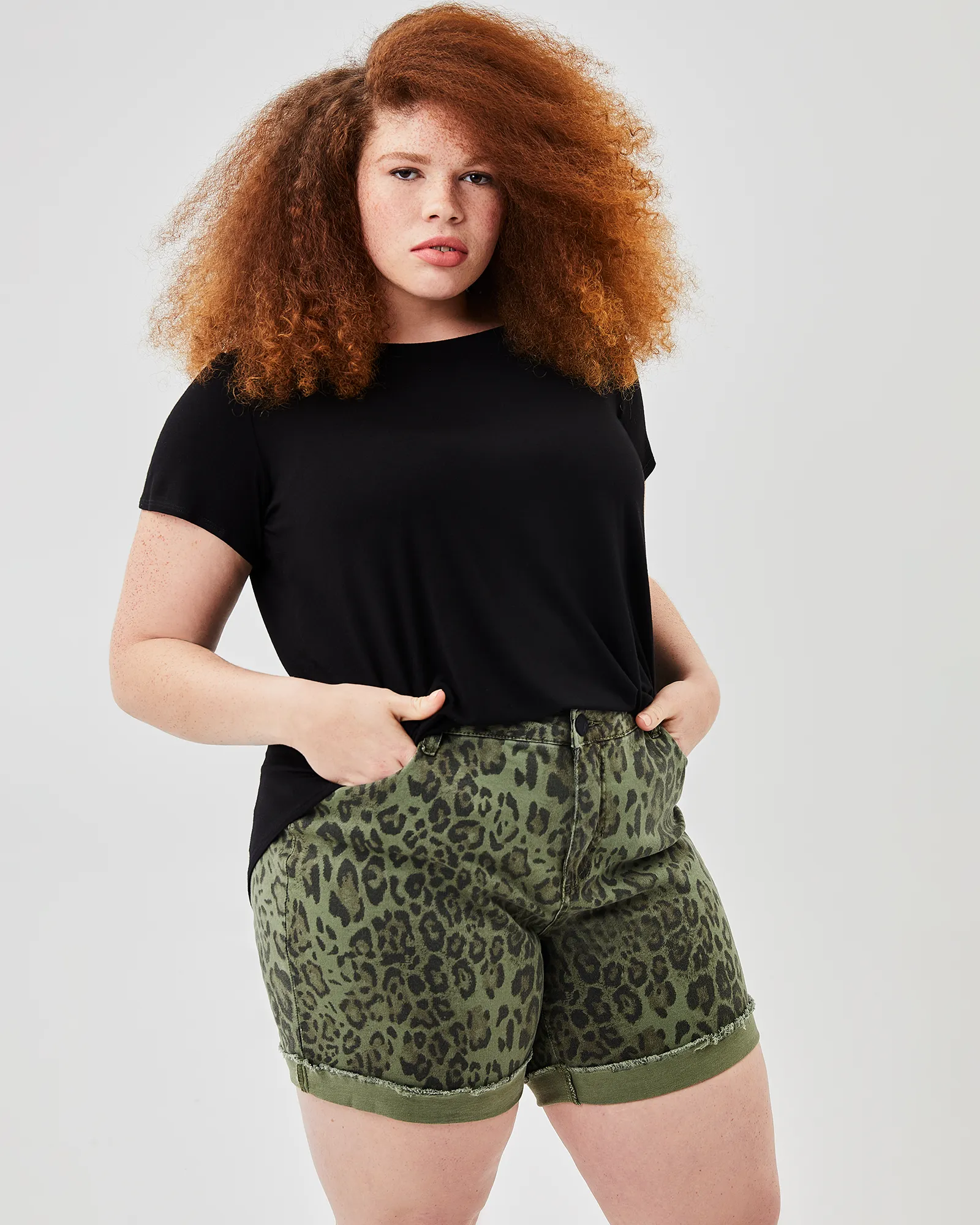 Catherine Cuffed Boyfriend Shorts | Olive Green / Brown