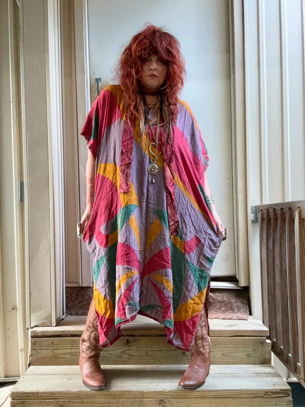 Float On Muu #53 by Kantha Bae