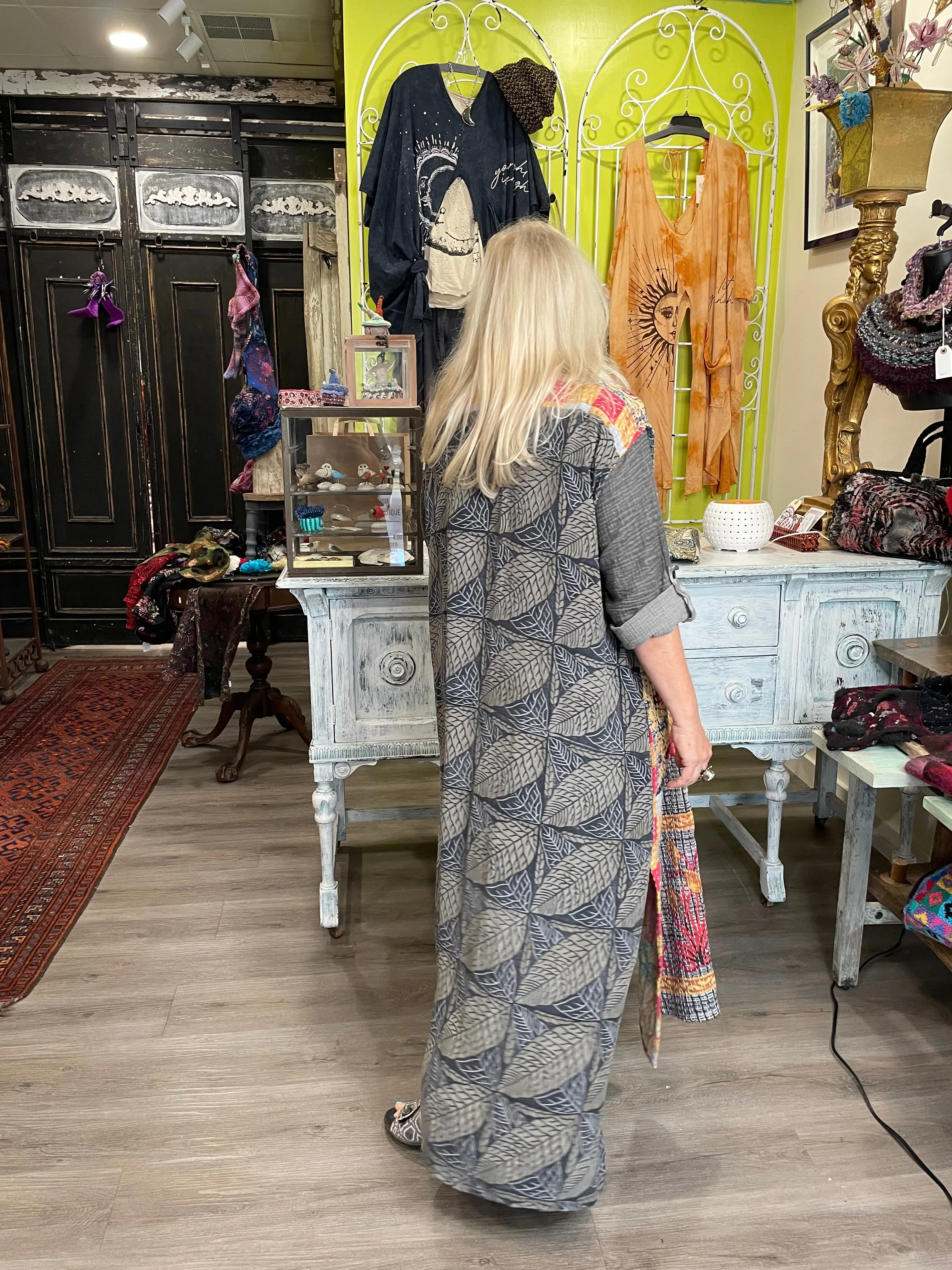 Good Vibes Duster #33 by Kantha Bae