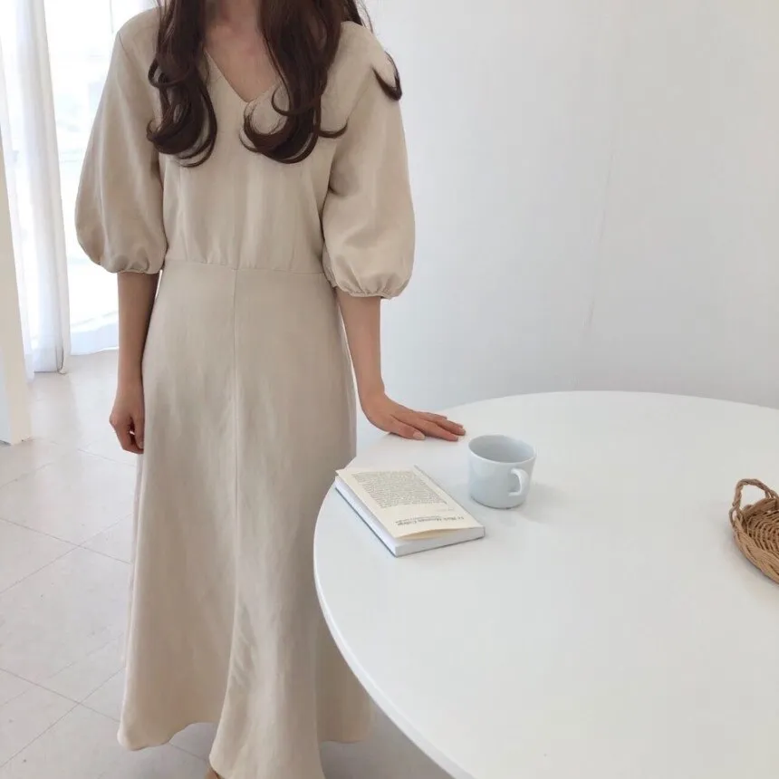 [Korean Style] Ashley Minimal Mazi Dress with Puff Sleeves